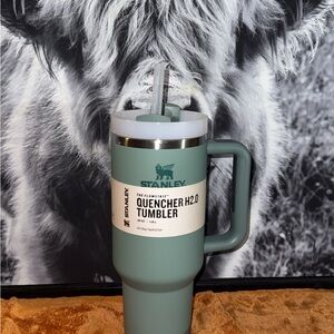 Stanley Quencher H2.0 Tumbler - Green